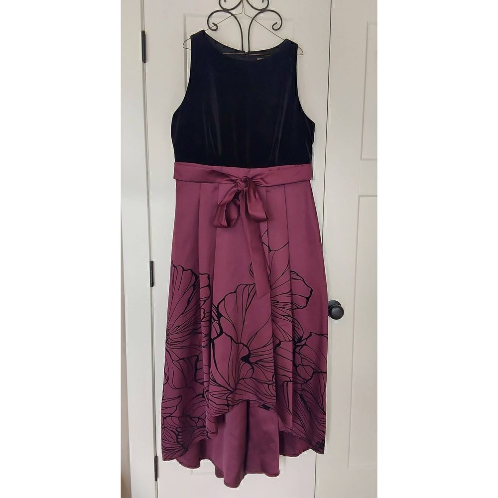 Ignite Evenings Formal Sz 18 Missy Burgundy Floral Black Velour